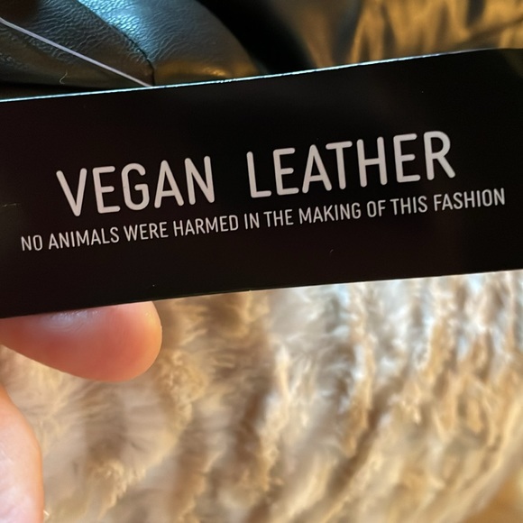 CISONO Los Angeles Faux Leather Black Medium warm windbreaker - Picture 9 of 13